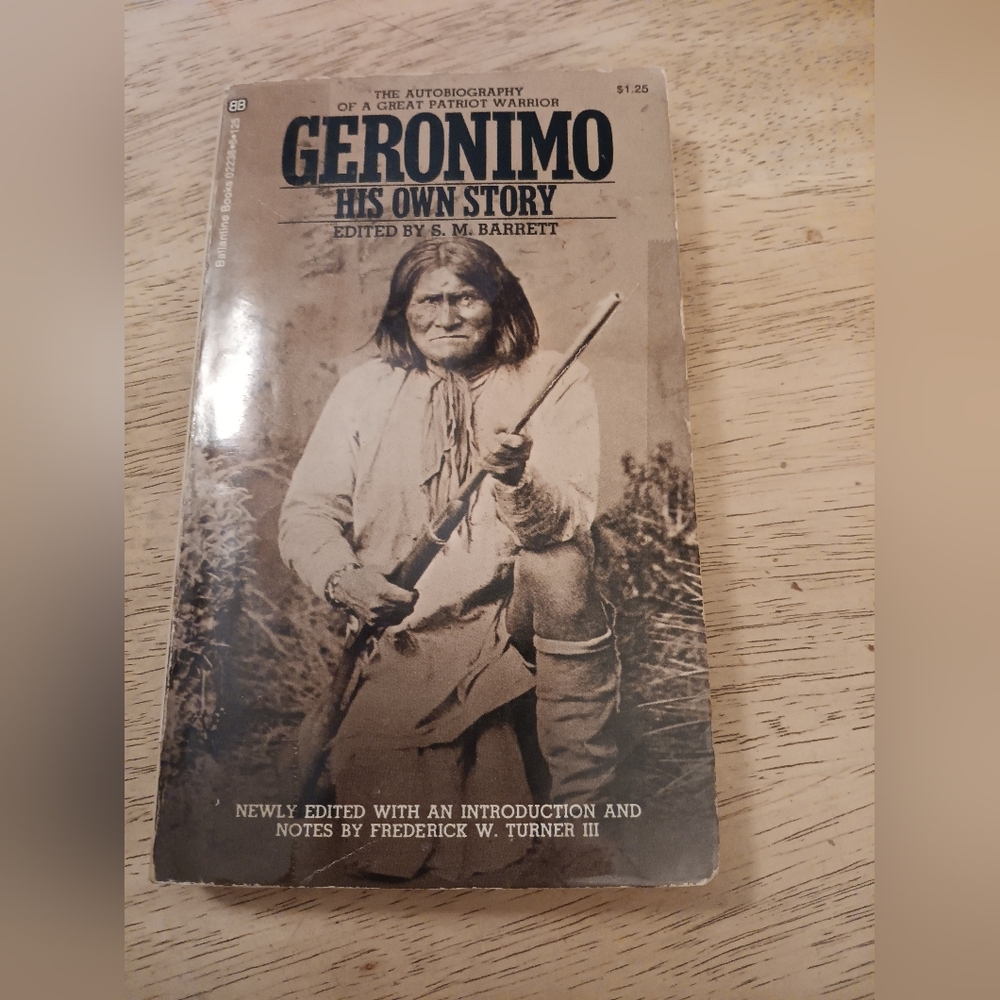 Geronimo: His Own Story Paperback
